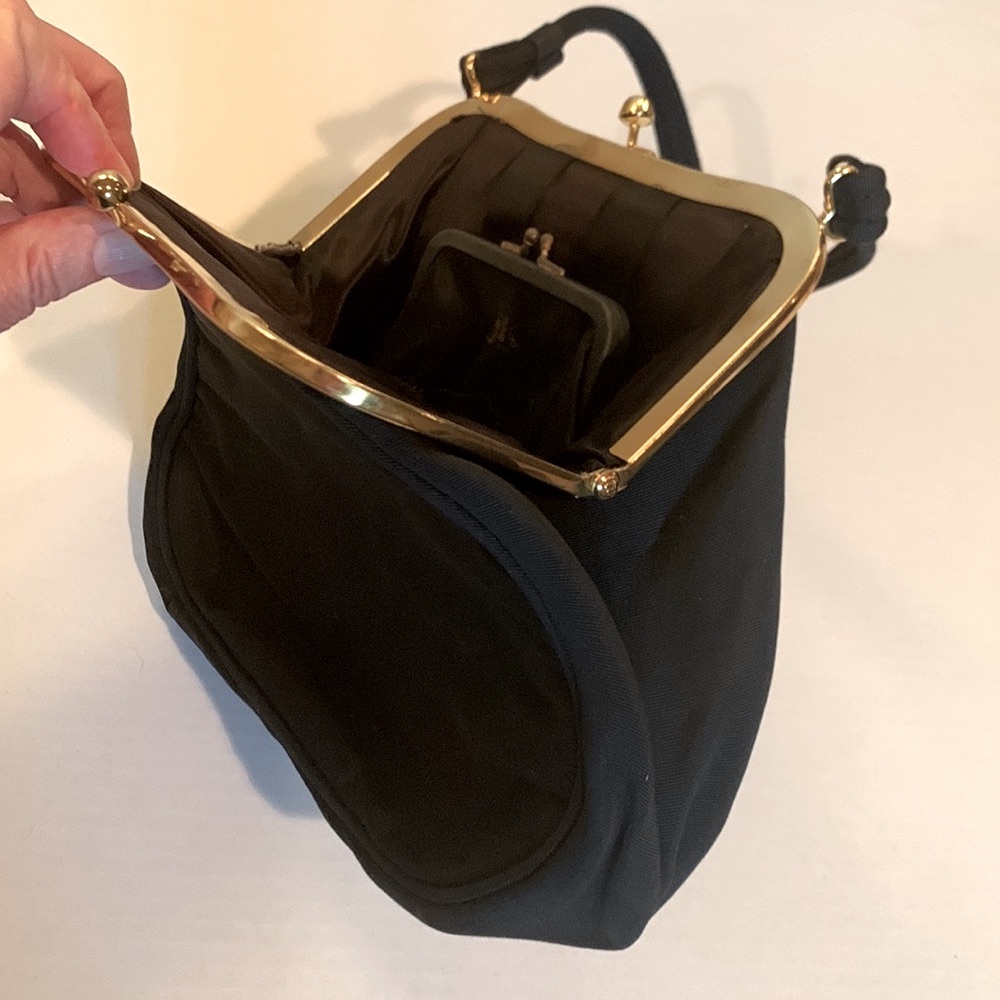 Vintage JR USA Hand Bag Clutch Kiss Lock Change Purse